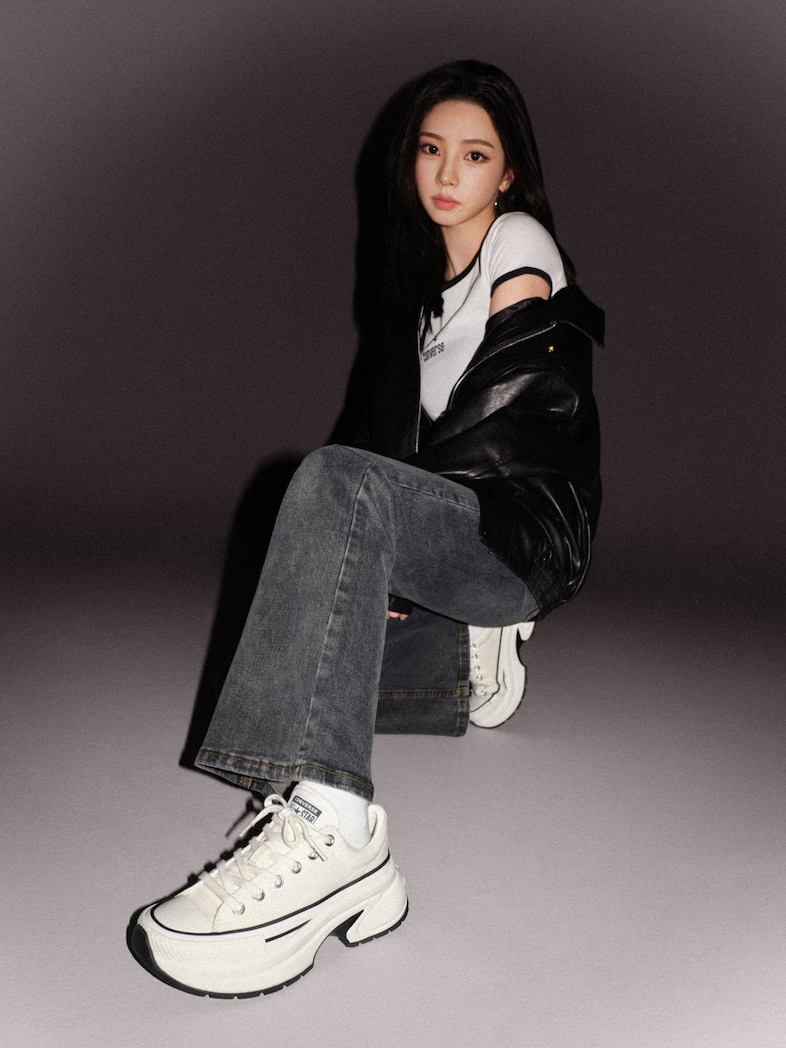 Aespa’s Karina steps it up with Converse Aespa’s Karina steps it up with Converse