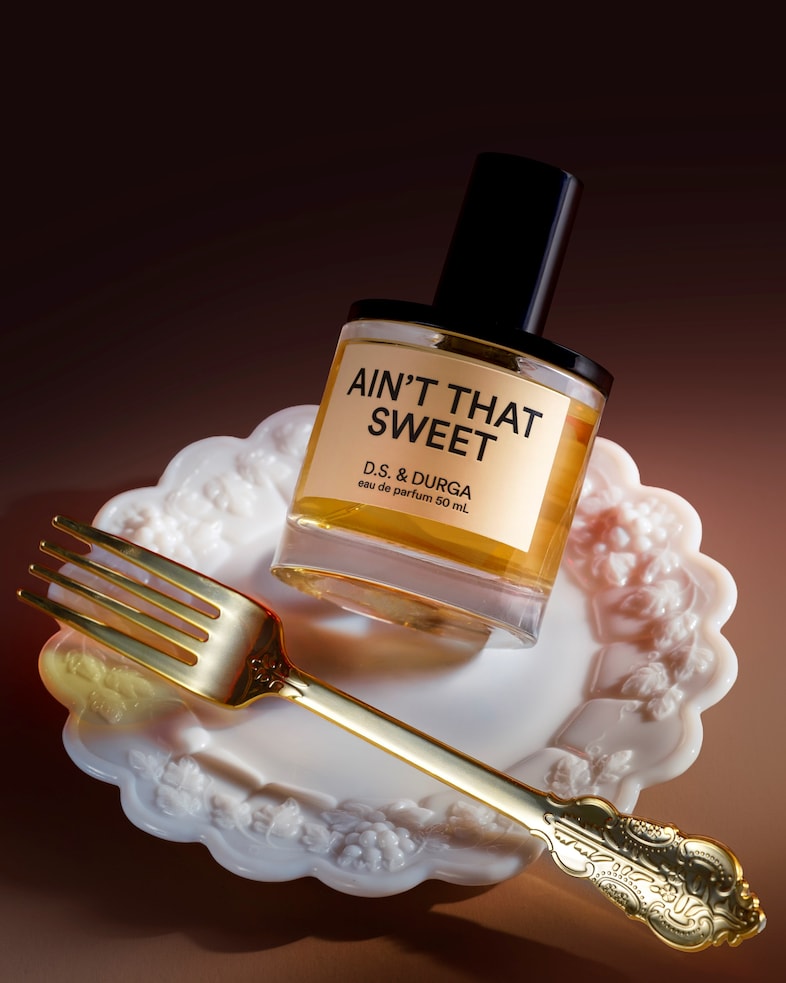 August Beauty Desk - D.S & DURGA