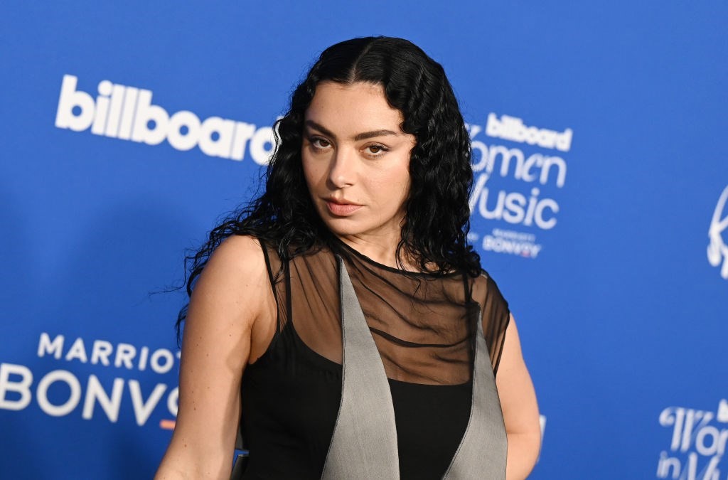 Charli XCX Shares SOPHIE Tribute Song, ‘So I’ | Dazed