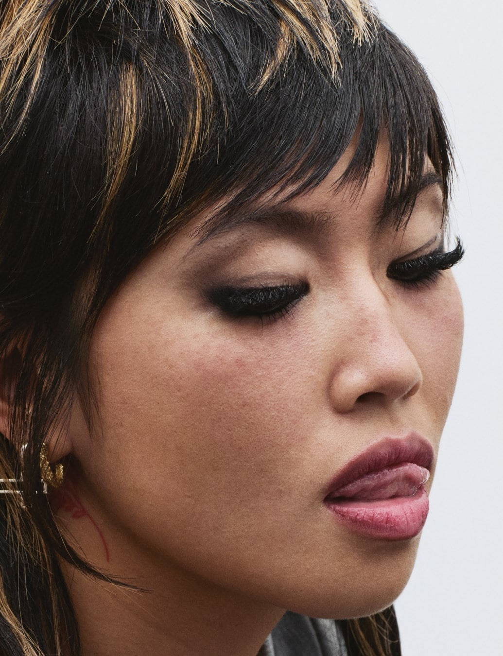 Beabadoobee spring 2026 issue dazed