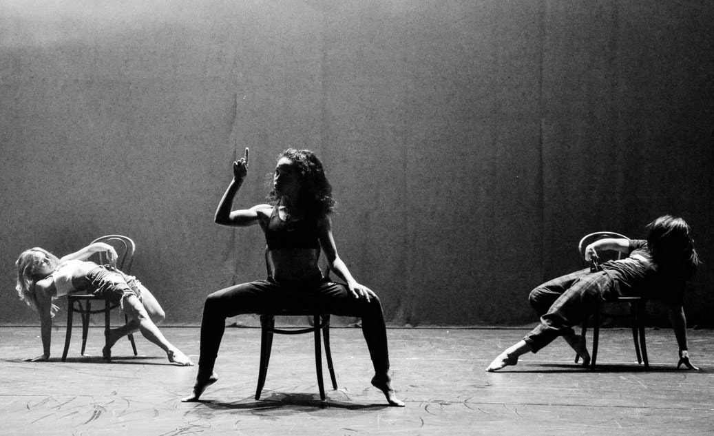 FKA twigs rehearsing