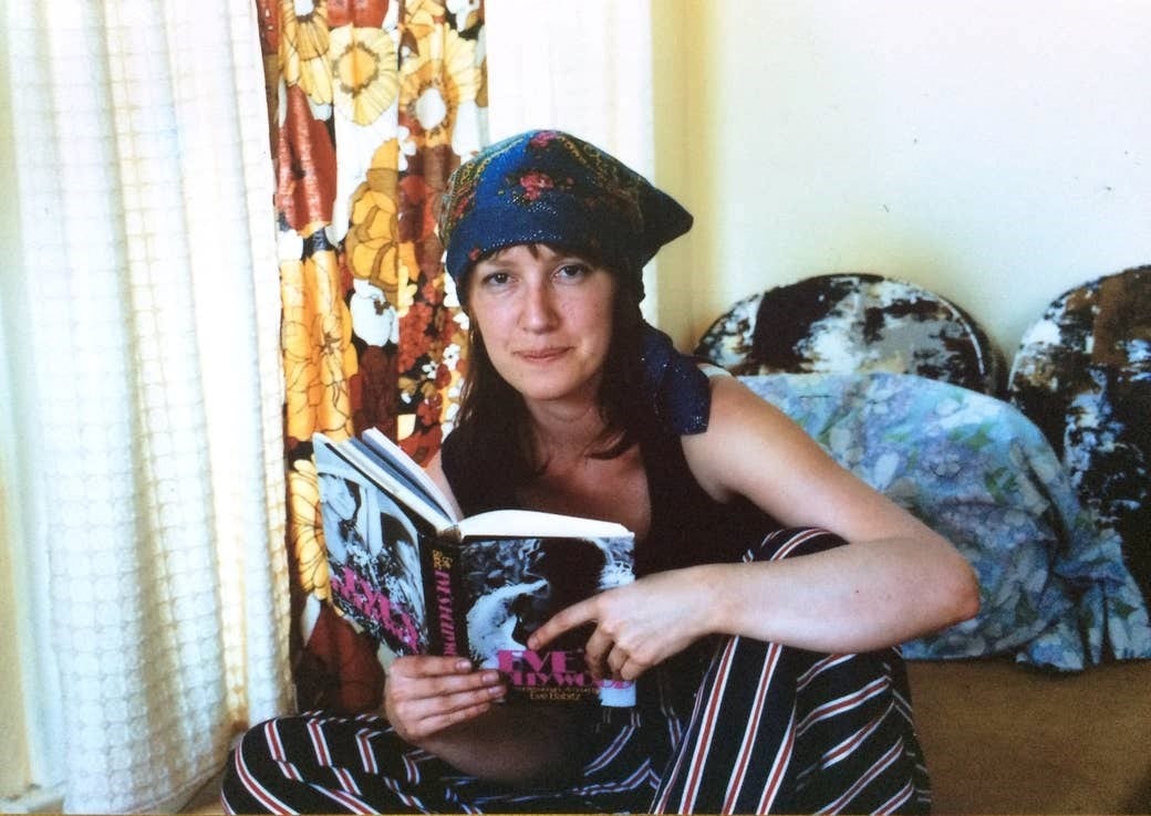 Babitz with a copy of Eve’s Hollywood