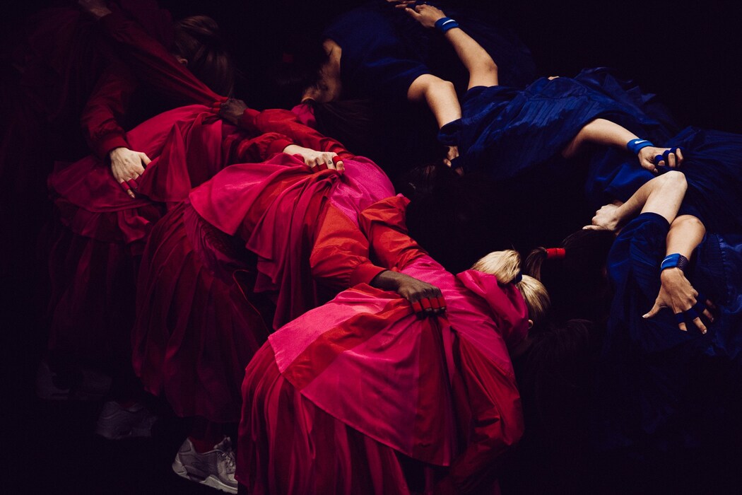 sacai layered nike classics