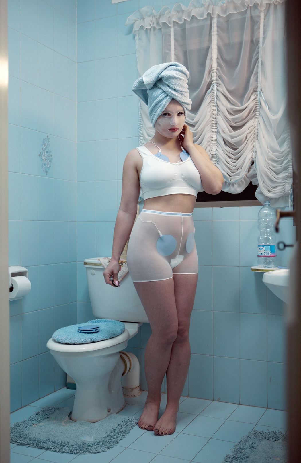 Saatchi Gallery’s From Selfie to Self-Expression