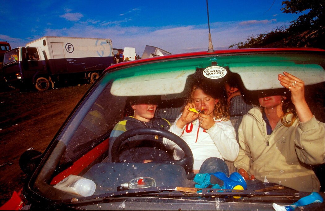 This one image tells the story of UK 90s rave | Dazed