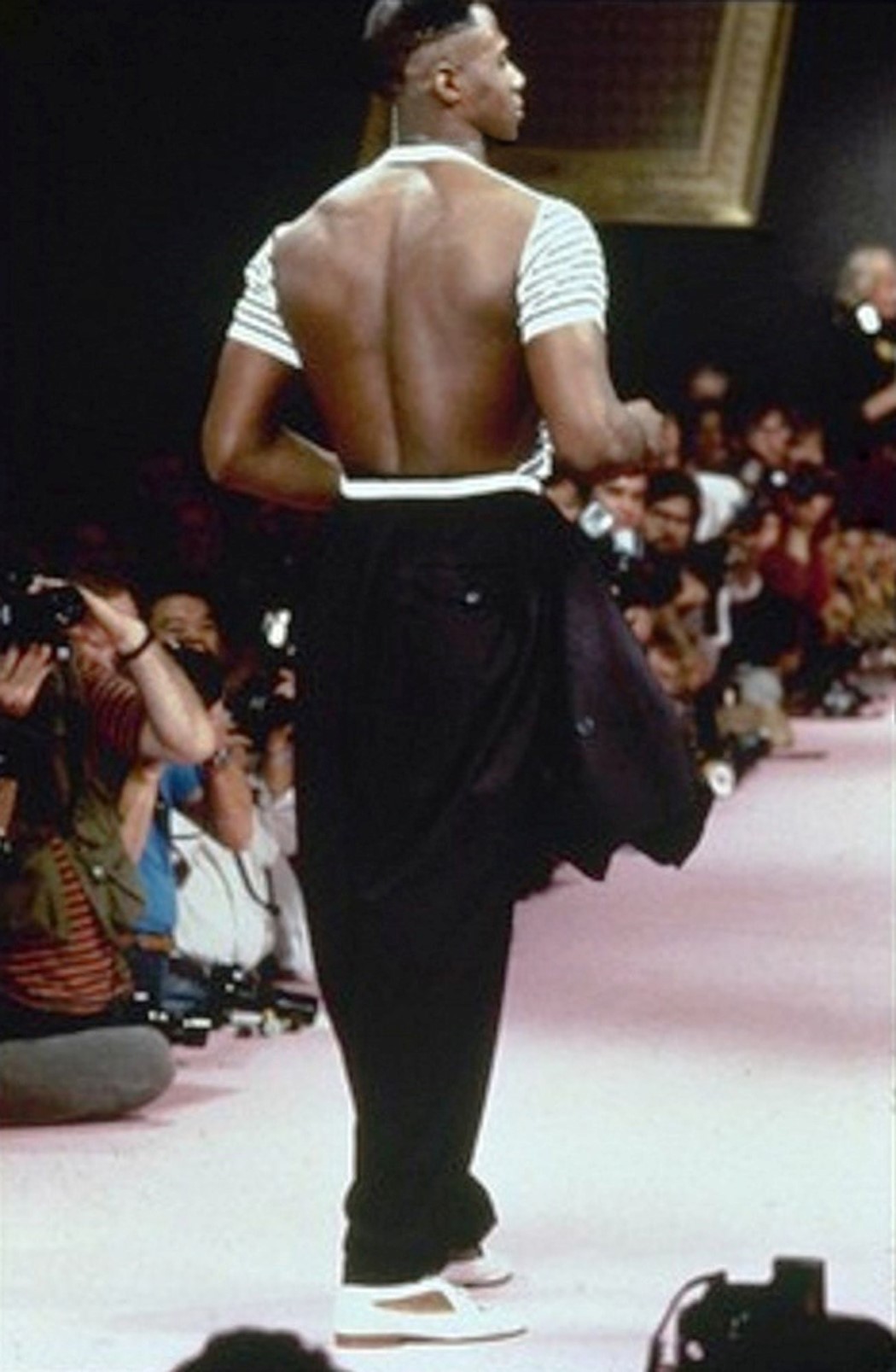 Jean Paul Gaultier Fall 2012 Menswear  Fashion, Gender fluid fashion, Man  skirt