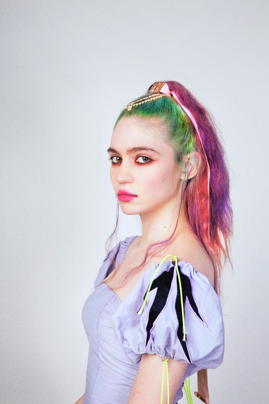 Listen to the first show in Grimes’s BBC Radio 1 residency | Dazed