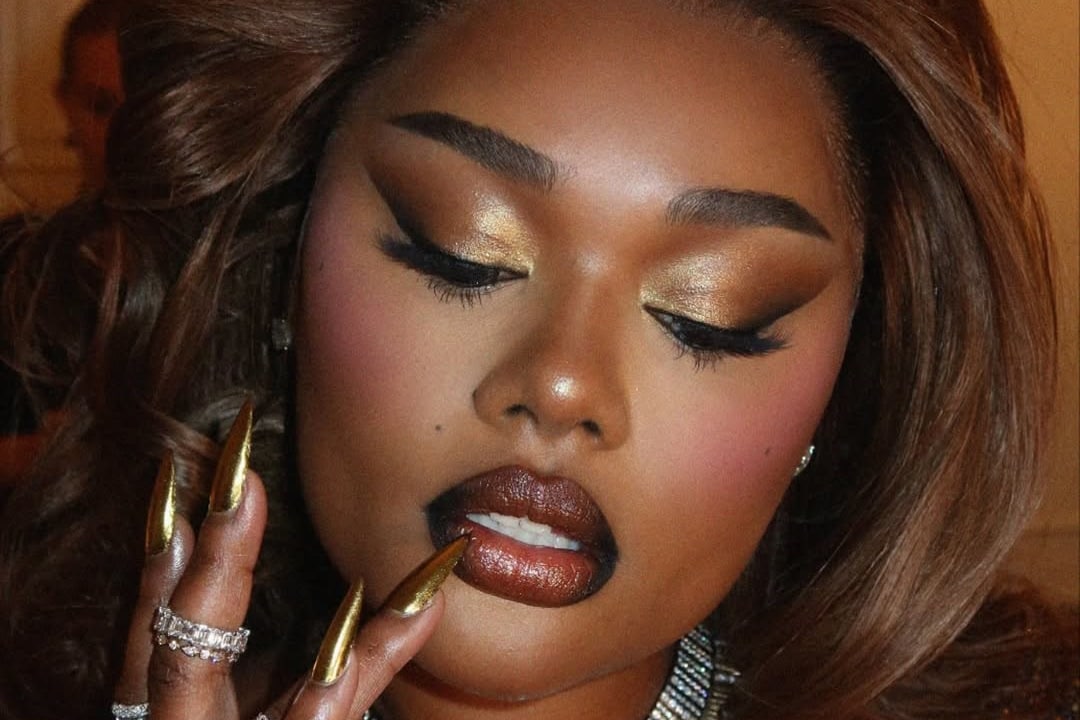 Why make-up artist Sophia Sinot keeps going viral | Dazed
