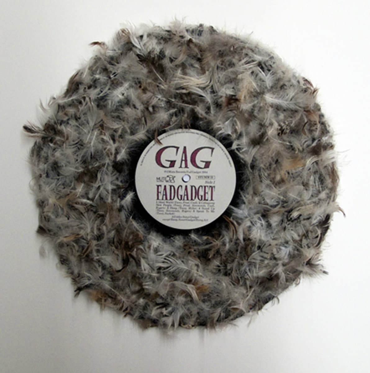 Martynka Wawrzyniak Gag, 2012 vinyl covered in tar