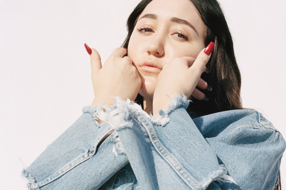 Noah cyrus again