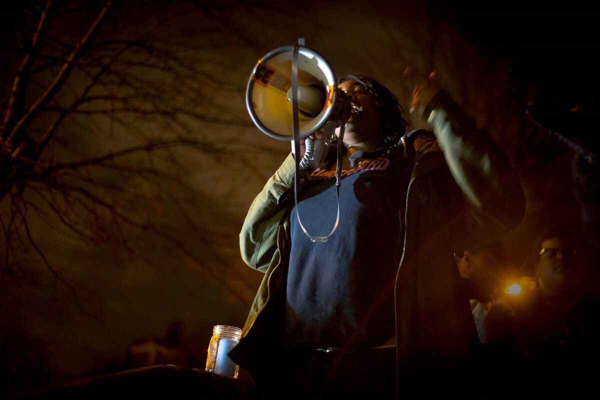 The vigil for Sarah Reed outside Holloway Prison | Dazed