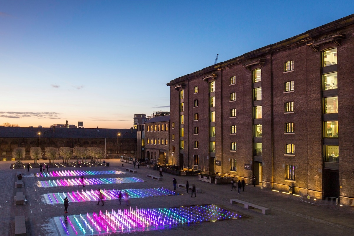 Liverpool bus christmas eve