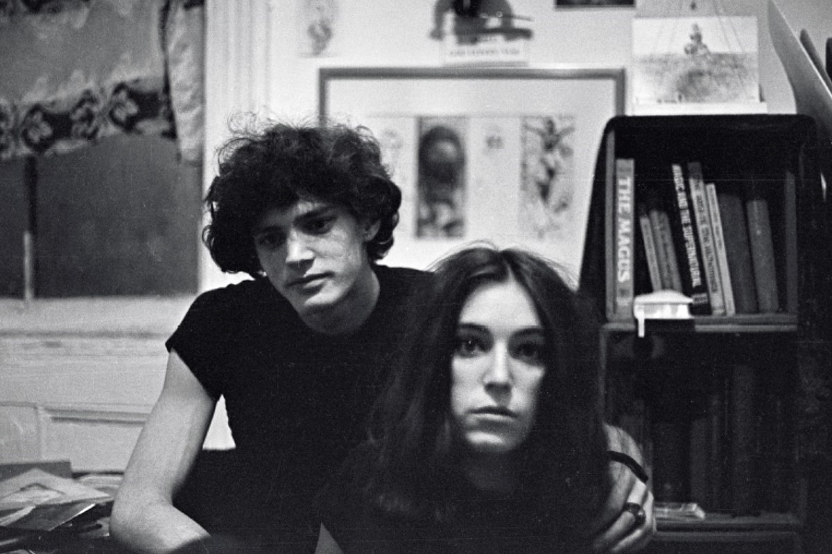 The story of the first photos taken of Patti Smith & Mapplethorpe ...