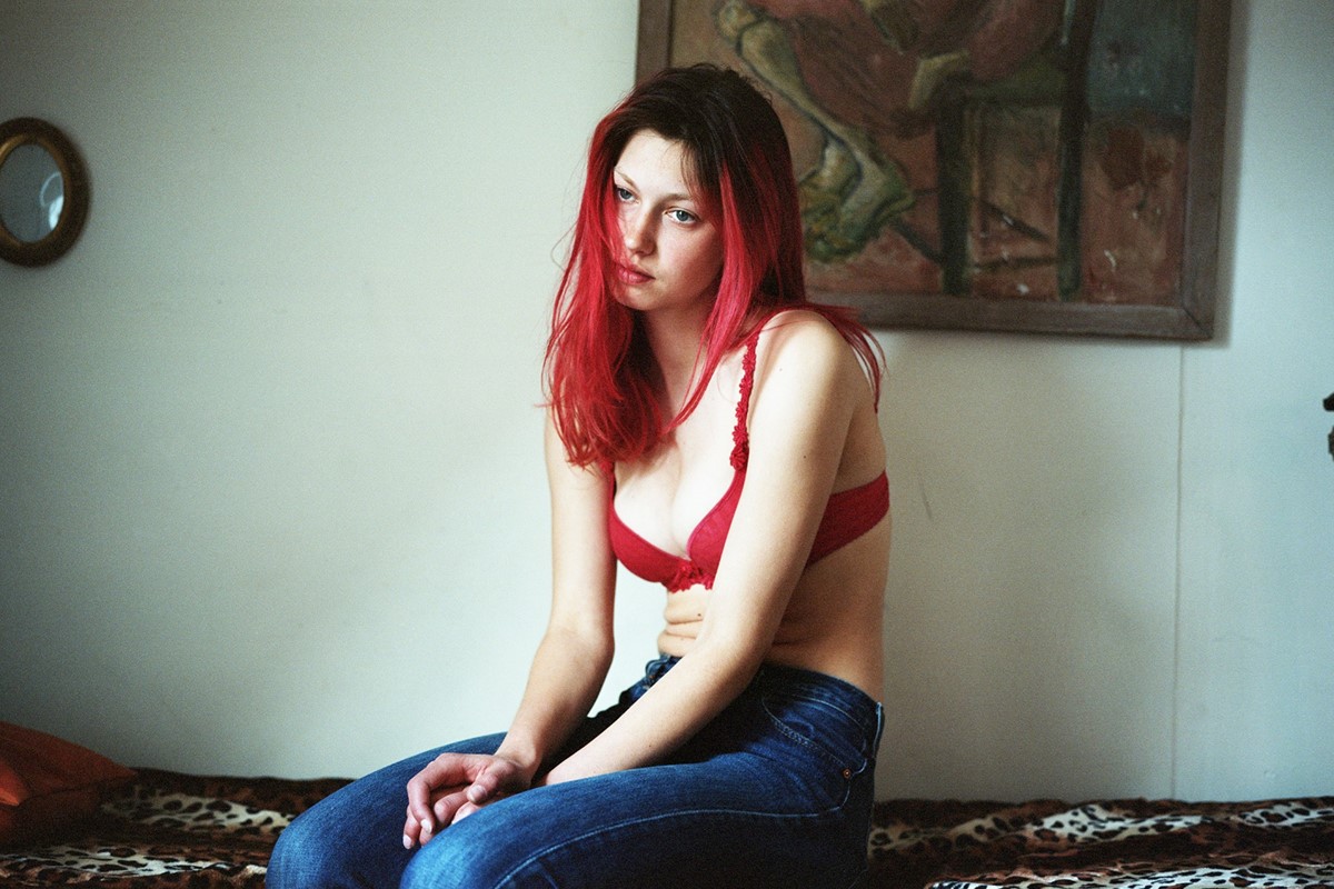 Michella Bredahl’s intimate portraits of her mates in their homes
