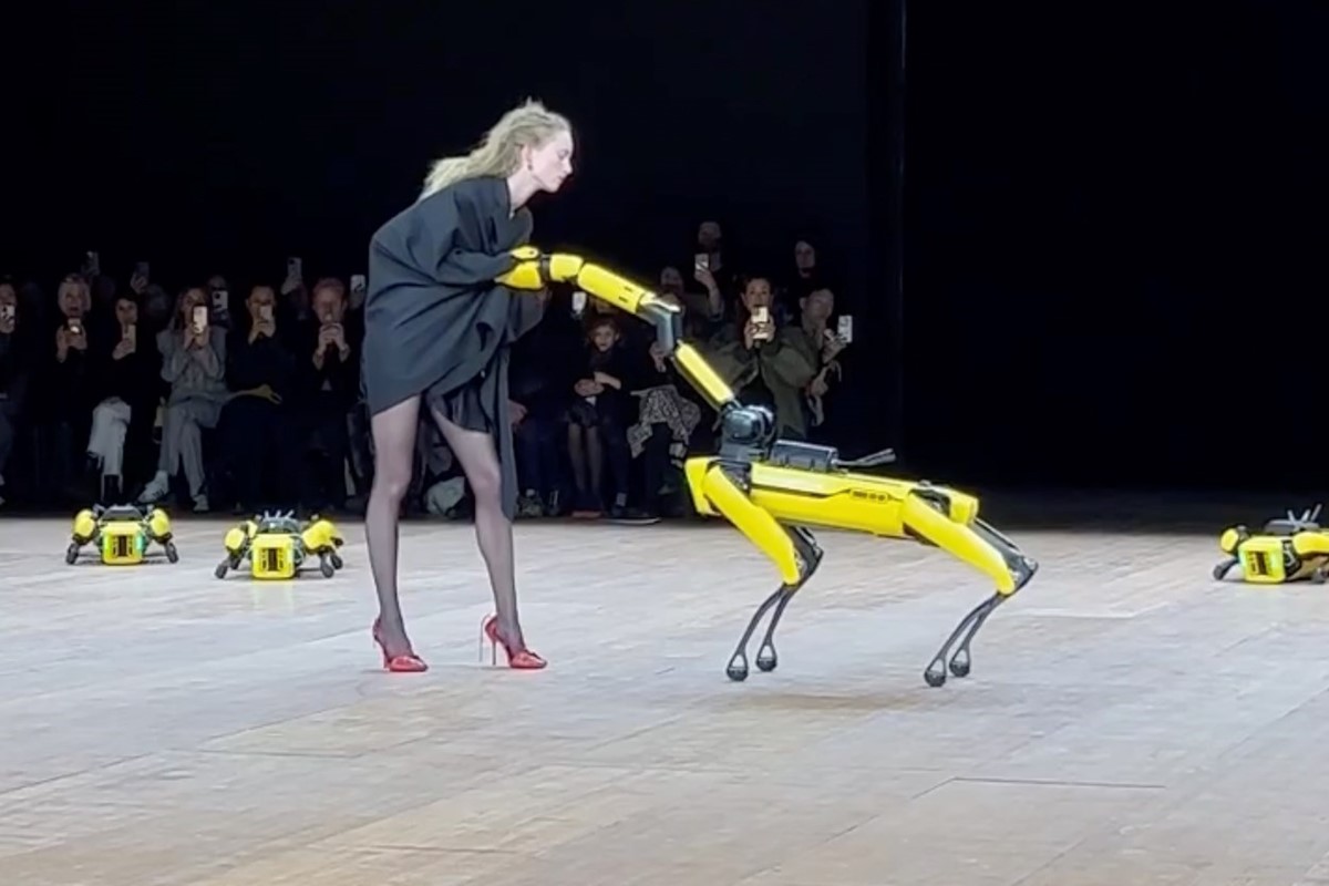 Boston Dynamics’ robot dogs just undressed Rianne Van Rompaey on the ...