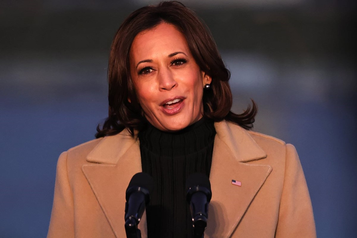 Kamala Harris picked a Pyer Moss coat for poignant COVID-19 memorial