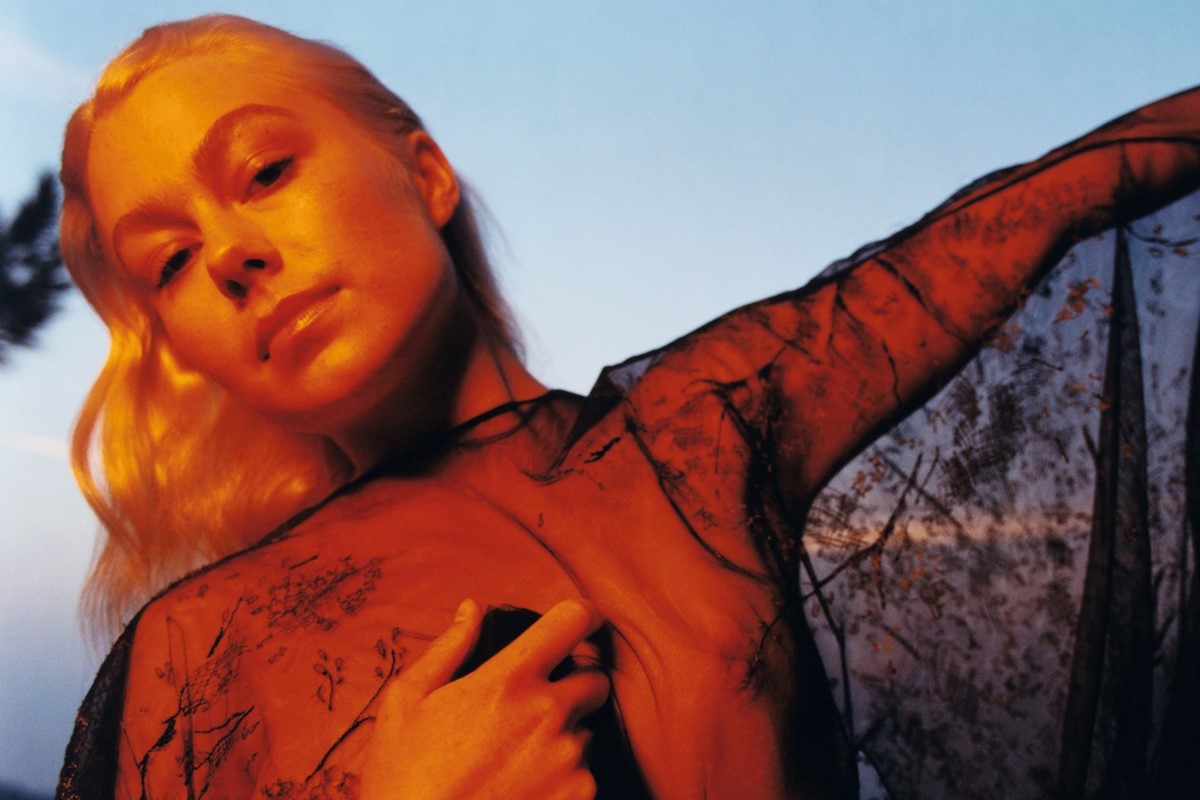 Phoebe Bridgers Has Managed to Make BarbedWire Tattoos Cool Again