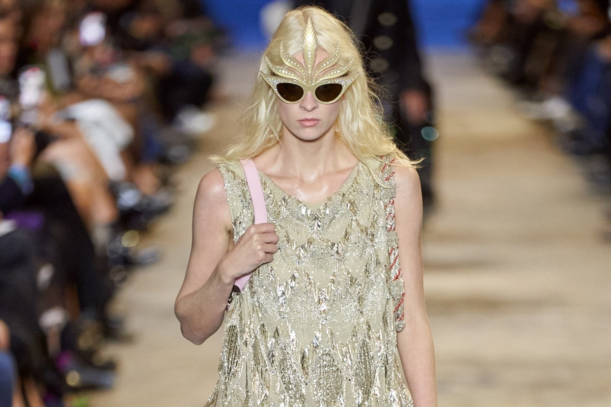 Chanel Brought Bikinis, Miniskirts and More Skin-Baring Looks Back to the  Runway for Spring 2022