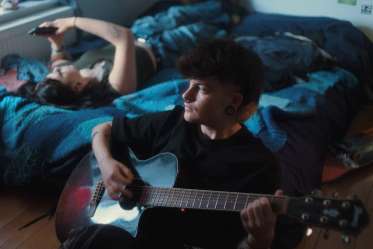 Watch: this film explores what it's like to be a trans teen in the UK - Vimarsana News