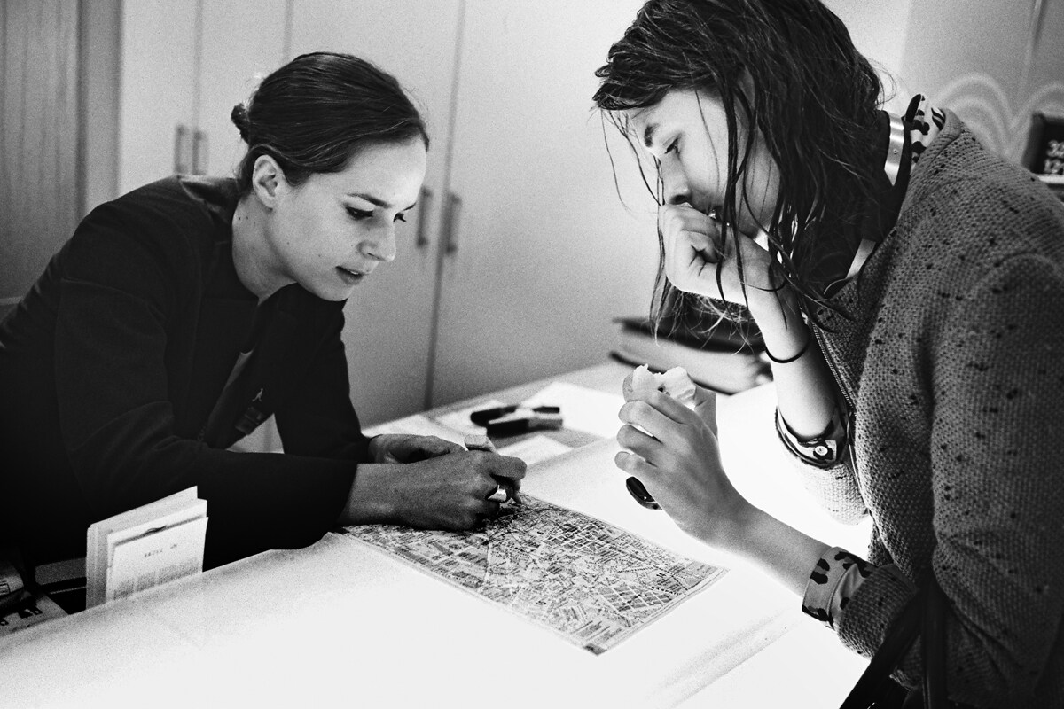 9am getting directions before leaving the hotel