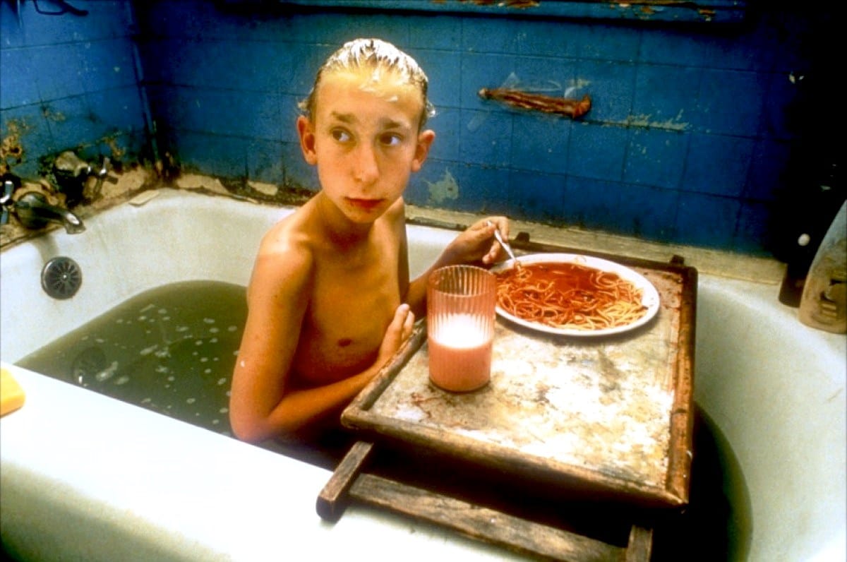 Bathtub scene from Gummo