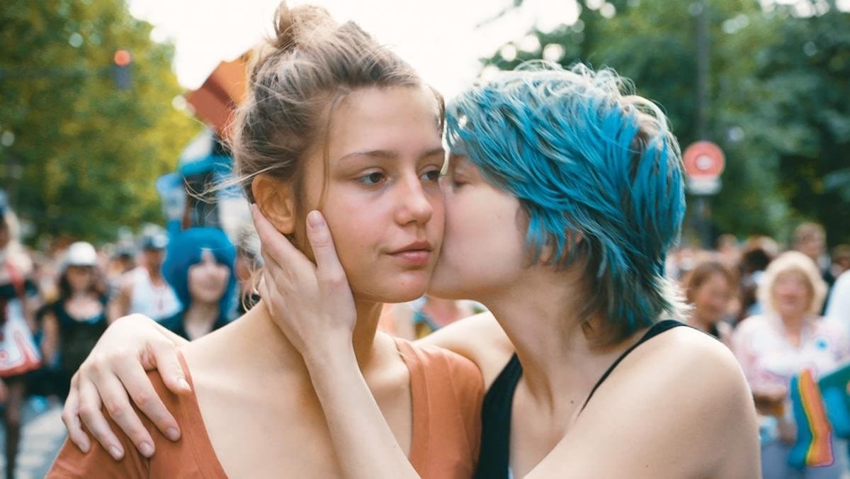 Blue-Is-the-Warmest-Colour_4