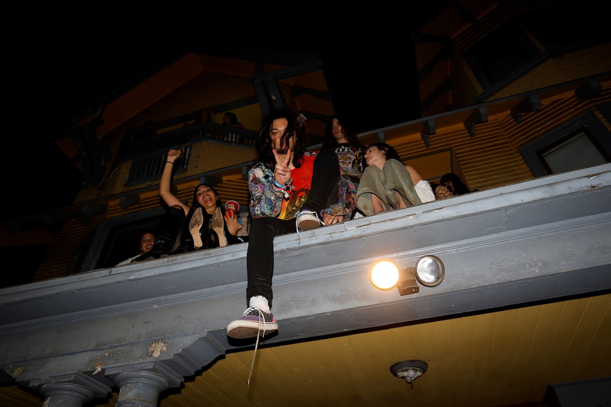 Feng’s ‘Nearly-New-Year’s-Eve Party’ | Dazed