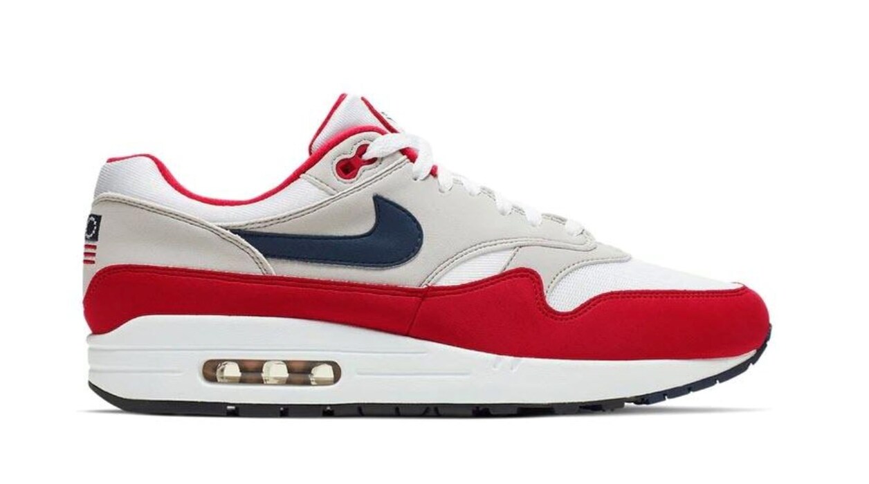 air max 1 quick strike fourth of july trainers