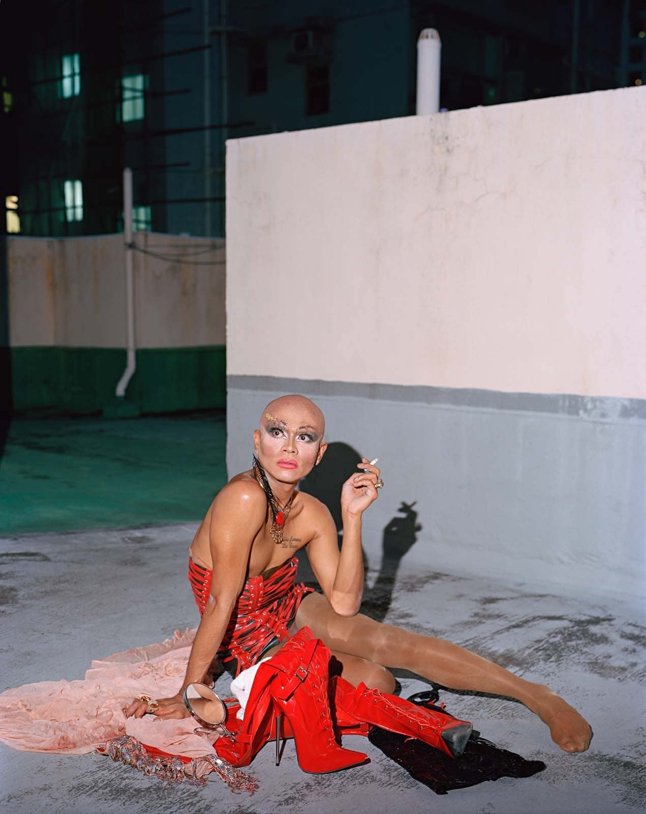 Ka-Man Tse’s narrow distances