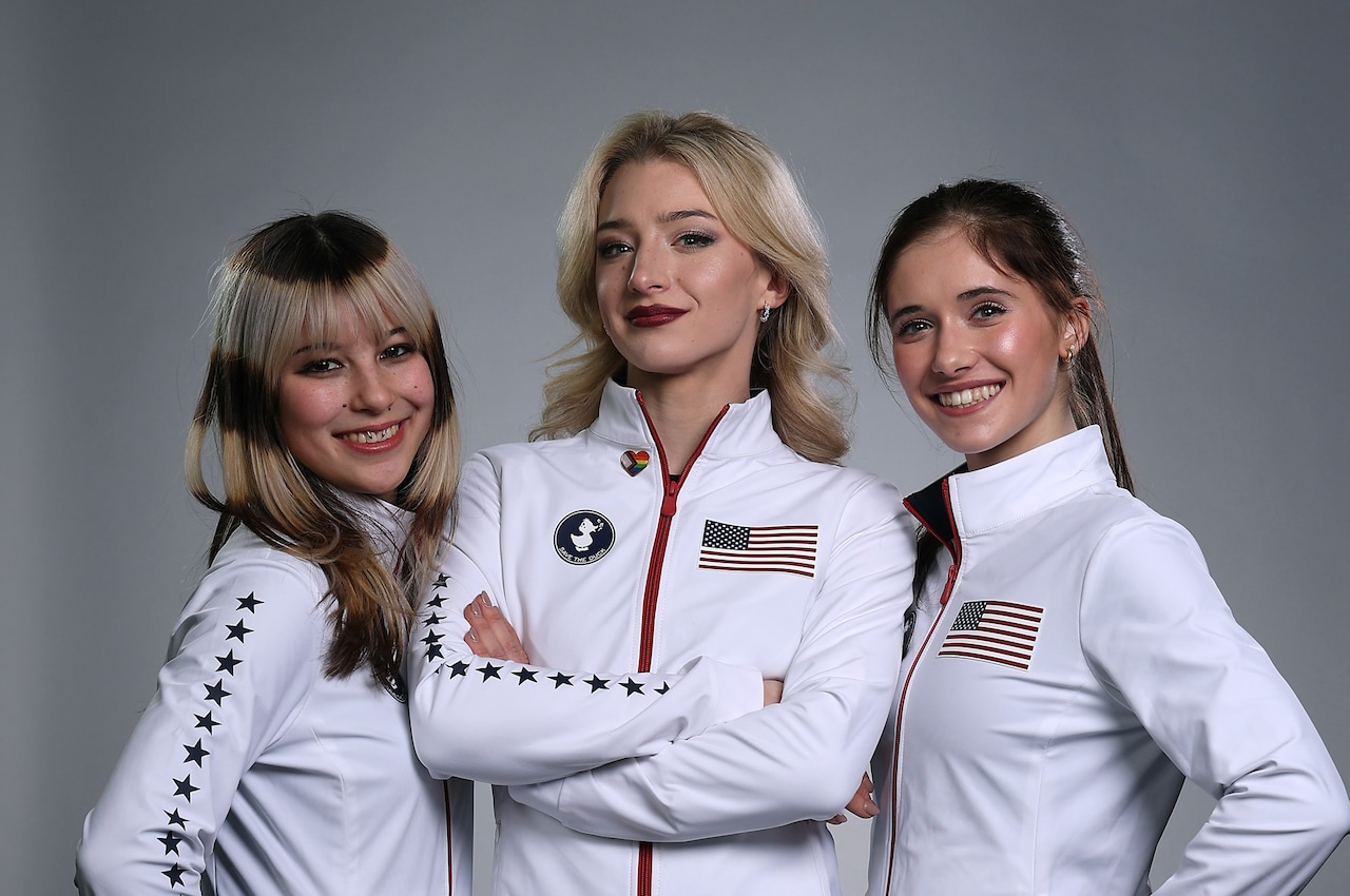  Alysa Liu, Amber Glenn and Isabeau Levito 