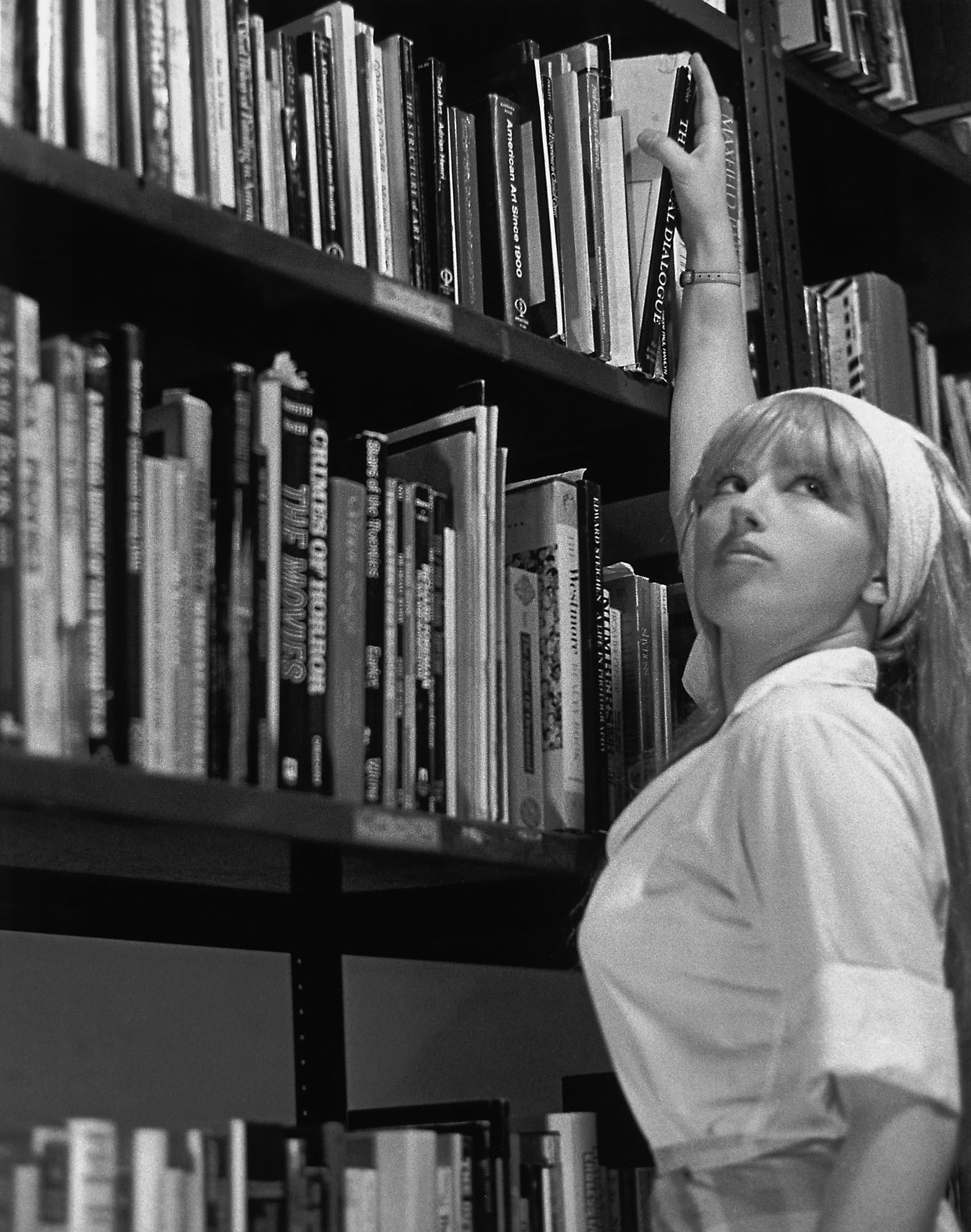 Cindy Sherman's Untitled film stills – Her groundbreaking self