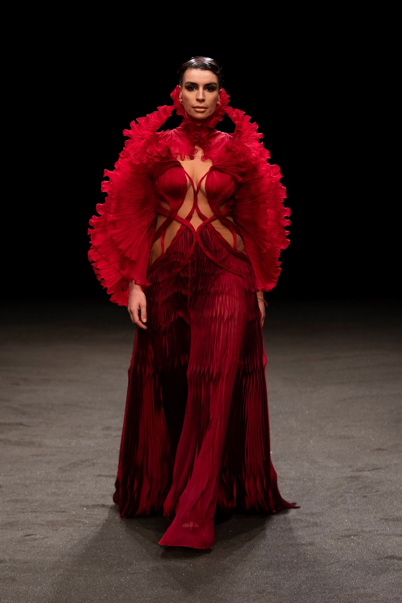 Iris Van Herpen SS21 Couture Sevdaliza