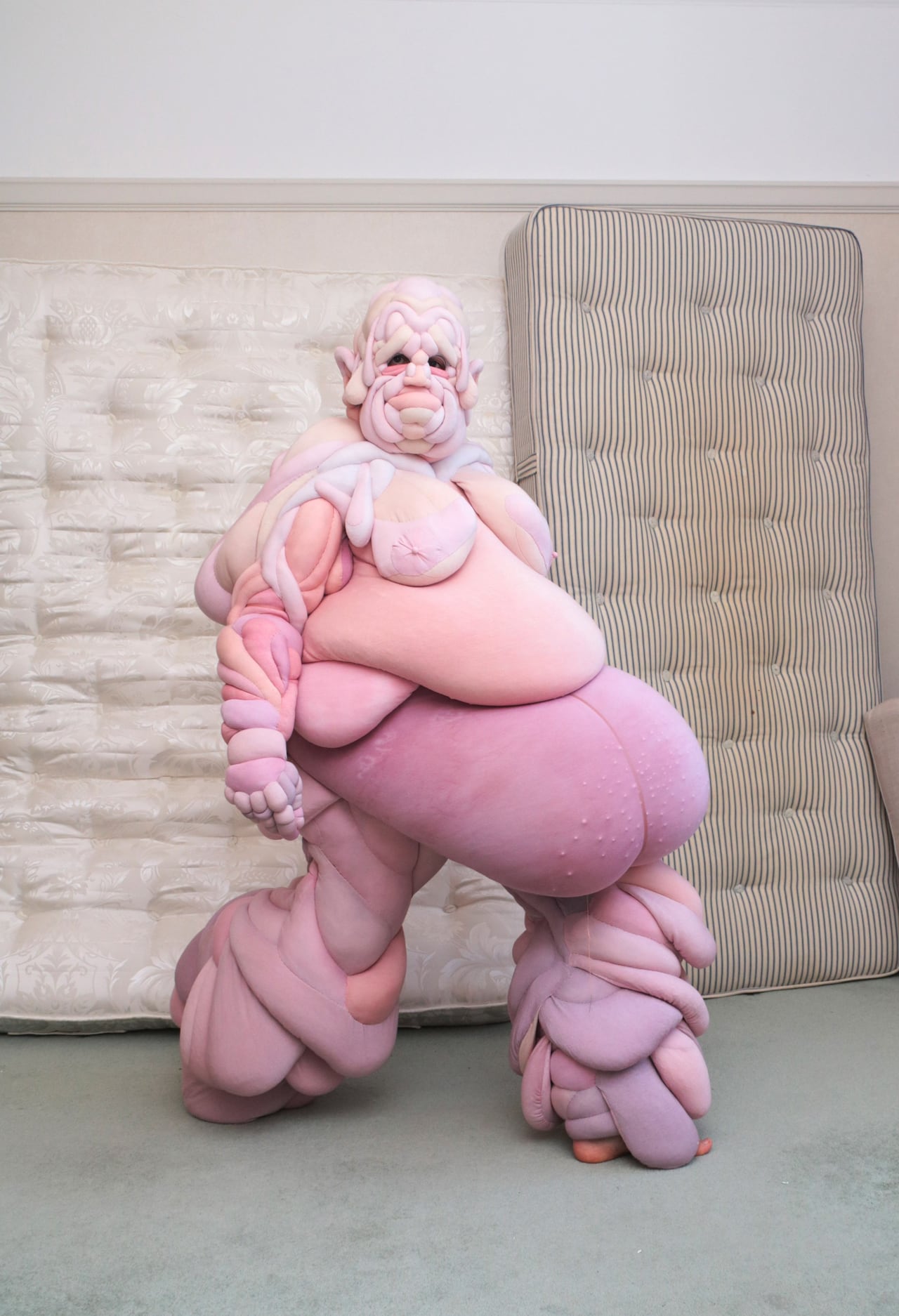 Daisy Collingridge, “Burt Lunge” (2018)