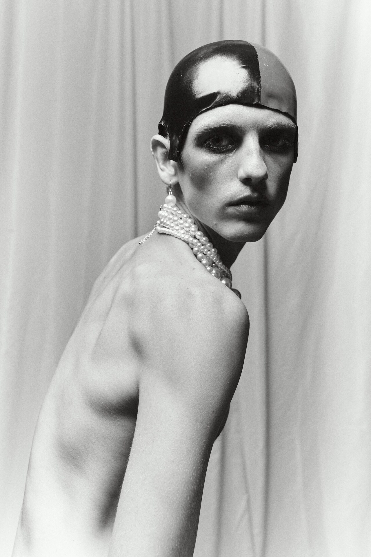 Austn Fischer, Jesters Gender Game