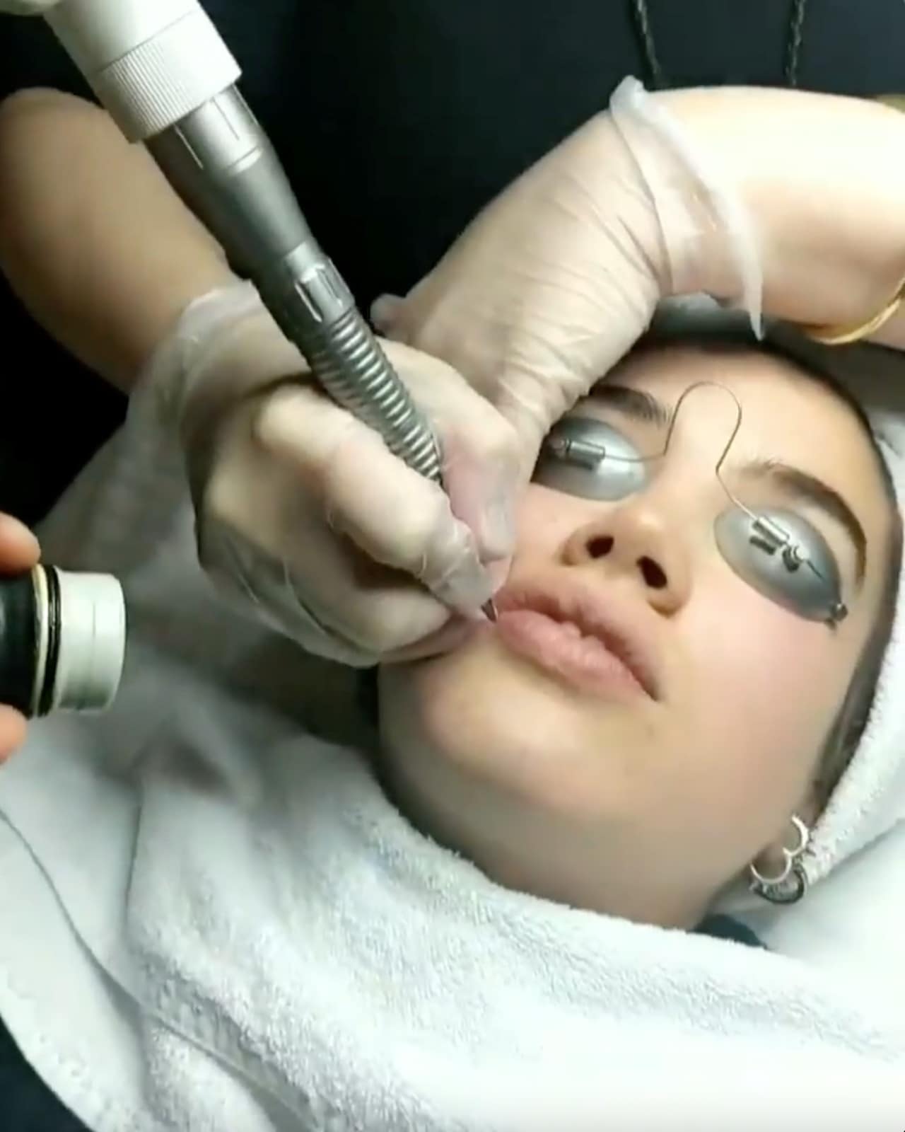 Screenshot 2023-11-03 at 14.15.00