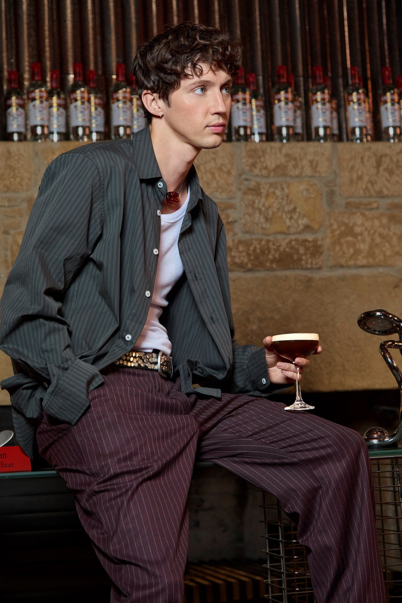 Troye Sivan x Smirnoff, Vibes HQ