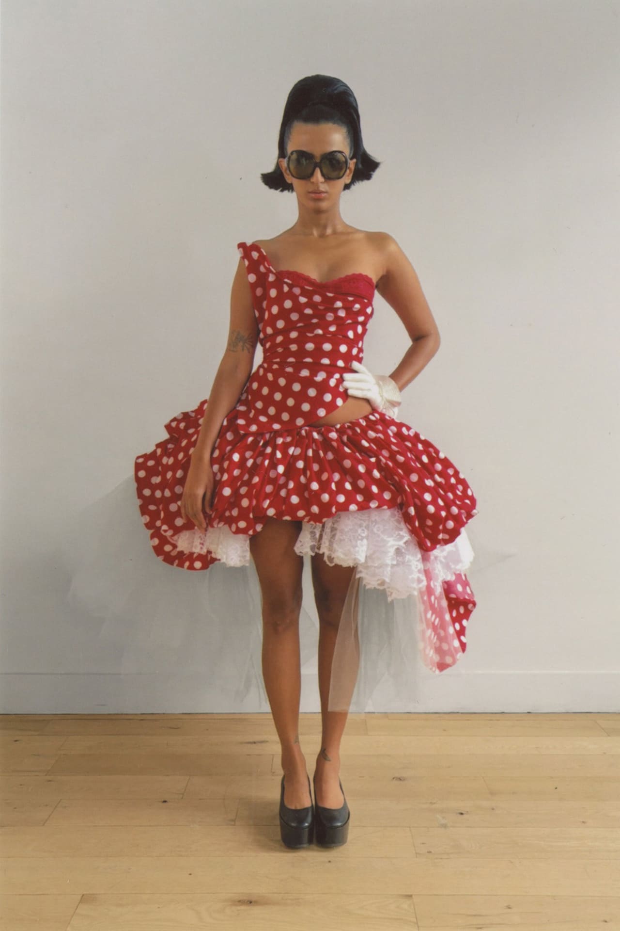 Miss Claire Sullivan lookbook 001 