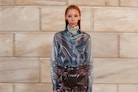 LOOK 3 - ISSA