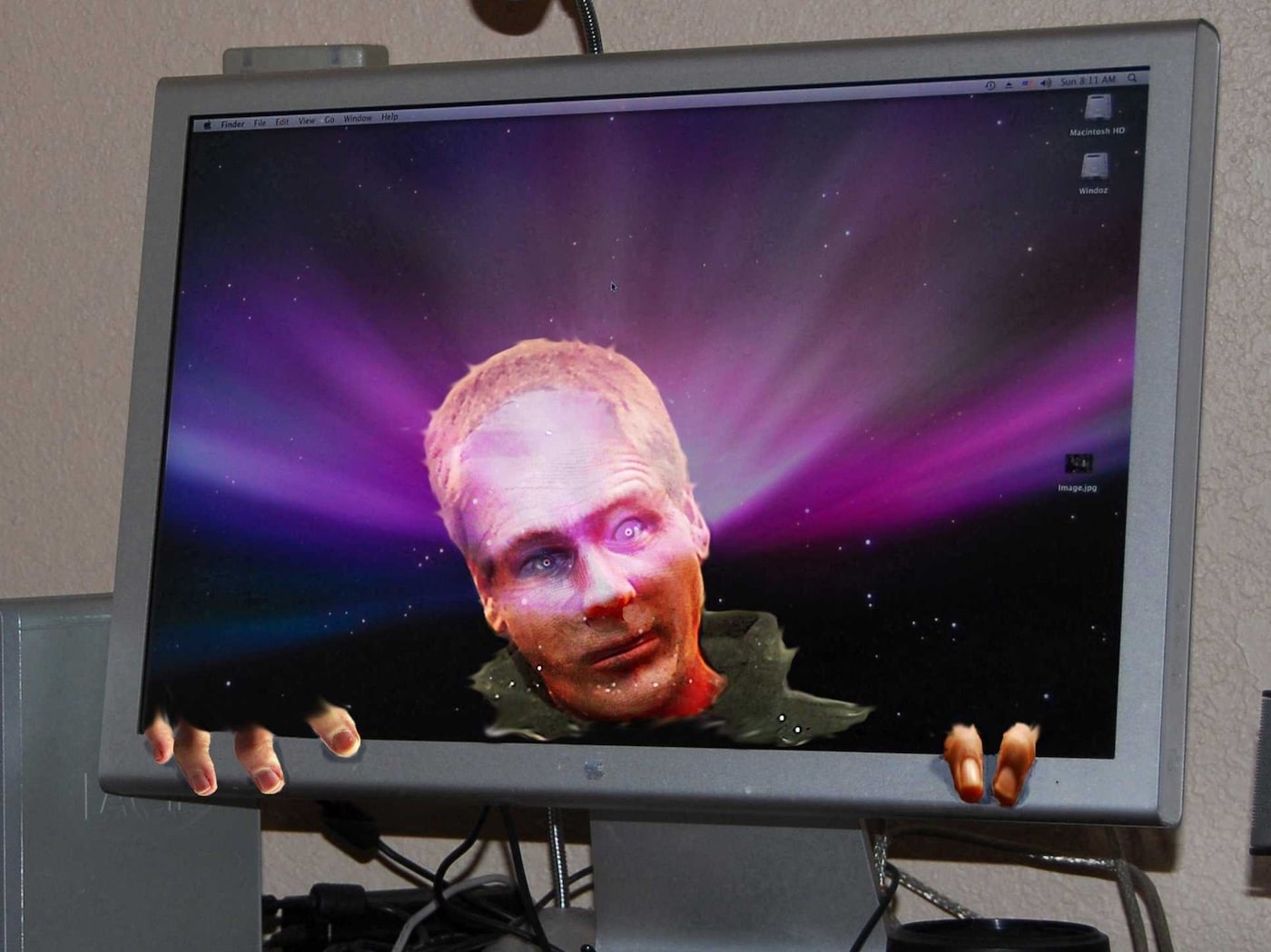 2 girls 1 cup gross out violent site