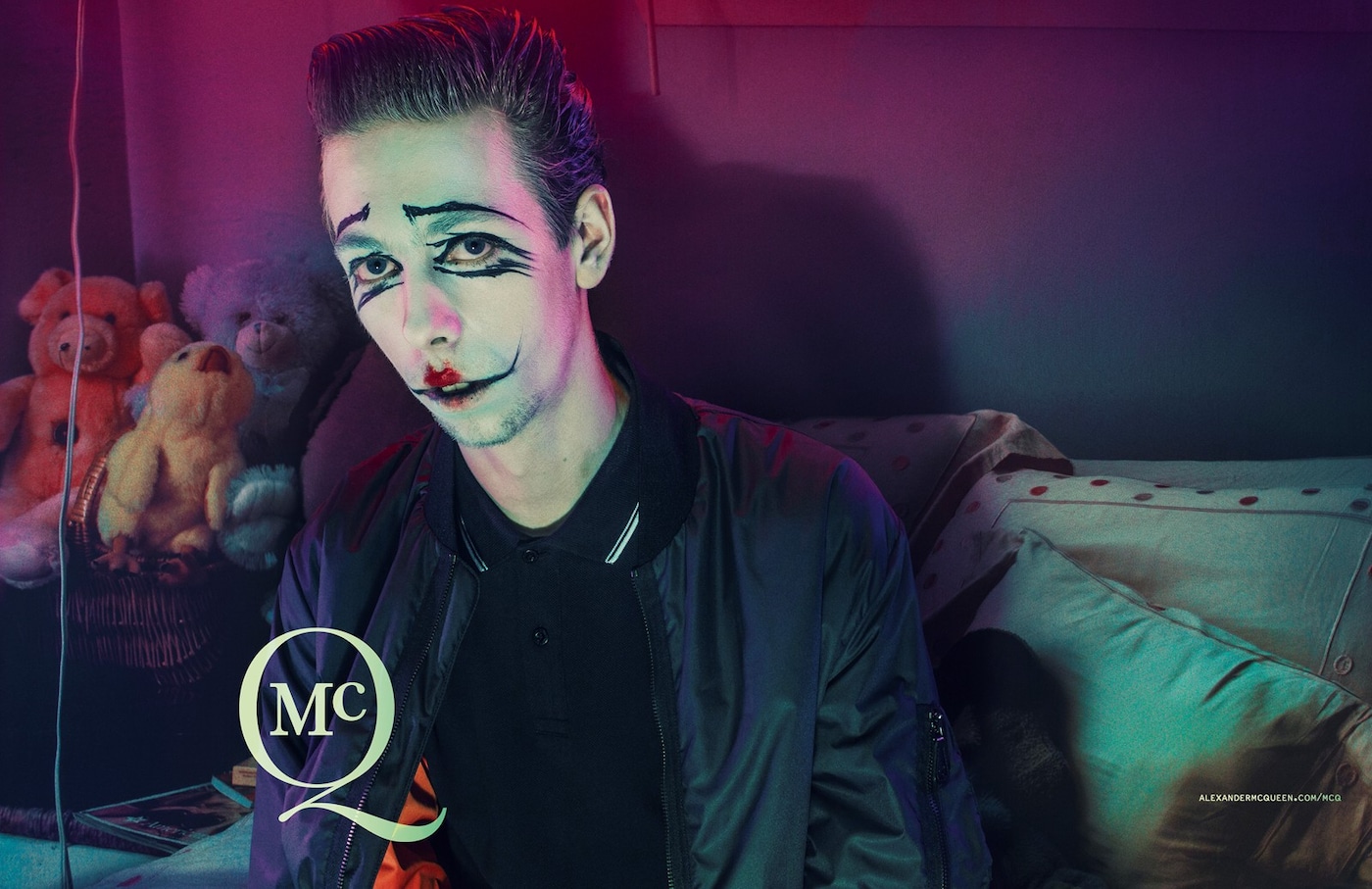 19344 MCQ 25F_02 cropped with logo Midres10