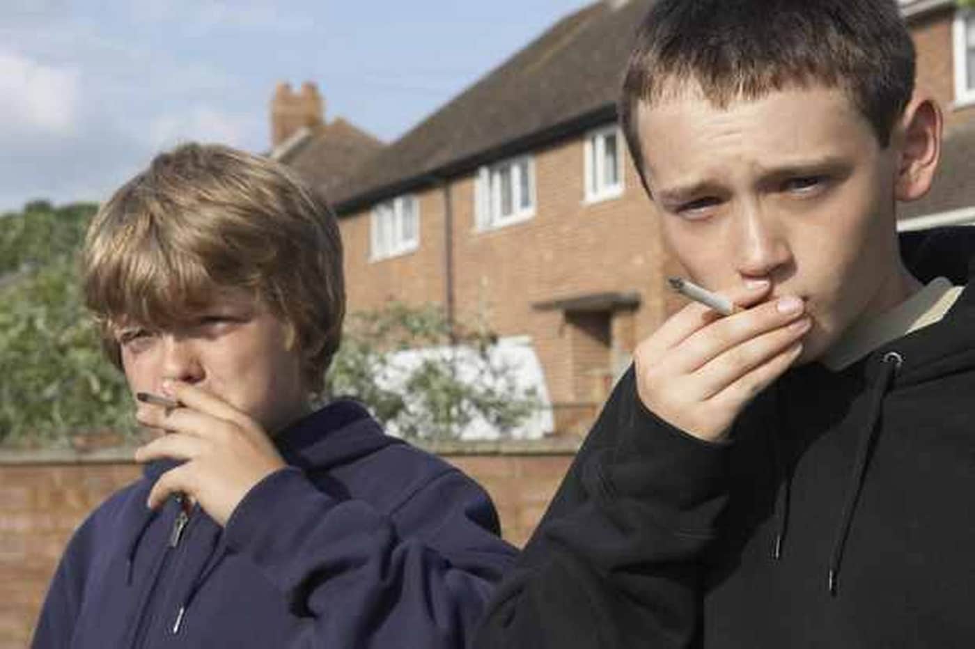 two-boys-smoking-cigarettes-620-204888858