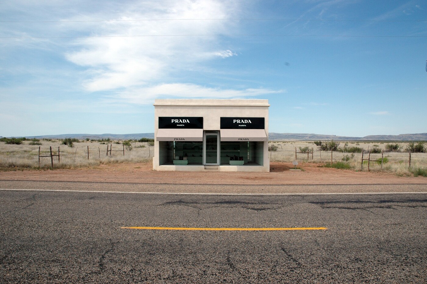 Elmgreen_&amp;_Dragset_-_Prada_Marfa_-_Head_on