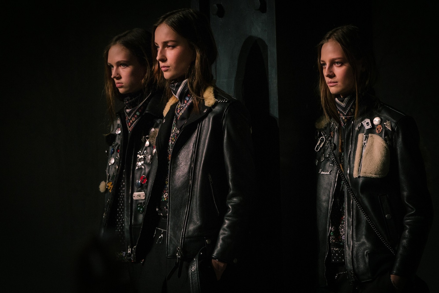 Coach AW15 Shearling Zips Leather Womenswear Neck Scarf