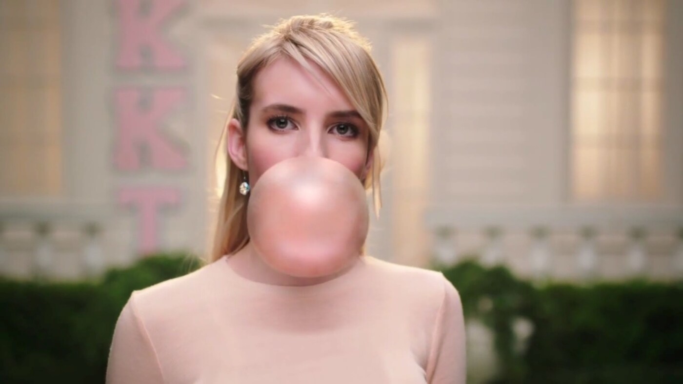 Emma Roberts in Scream Queens