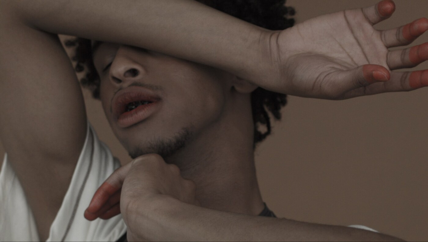 ayub no writing no border