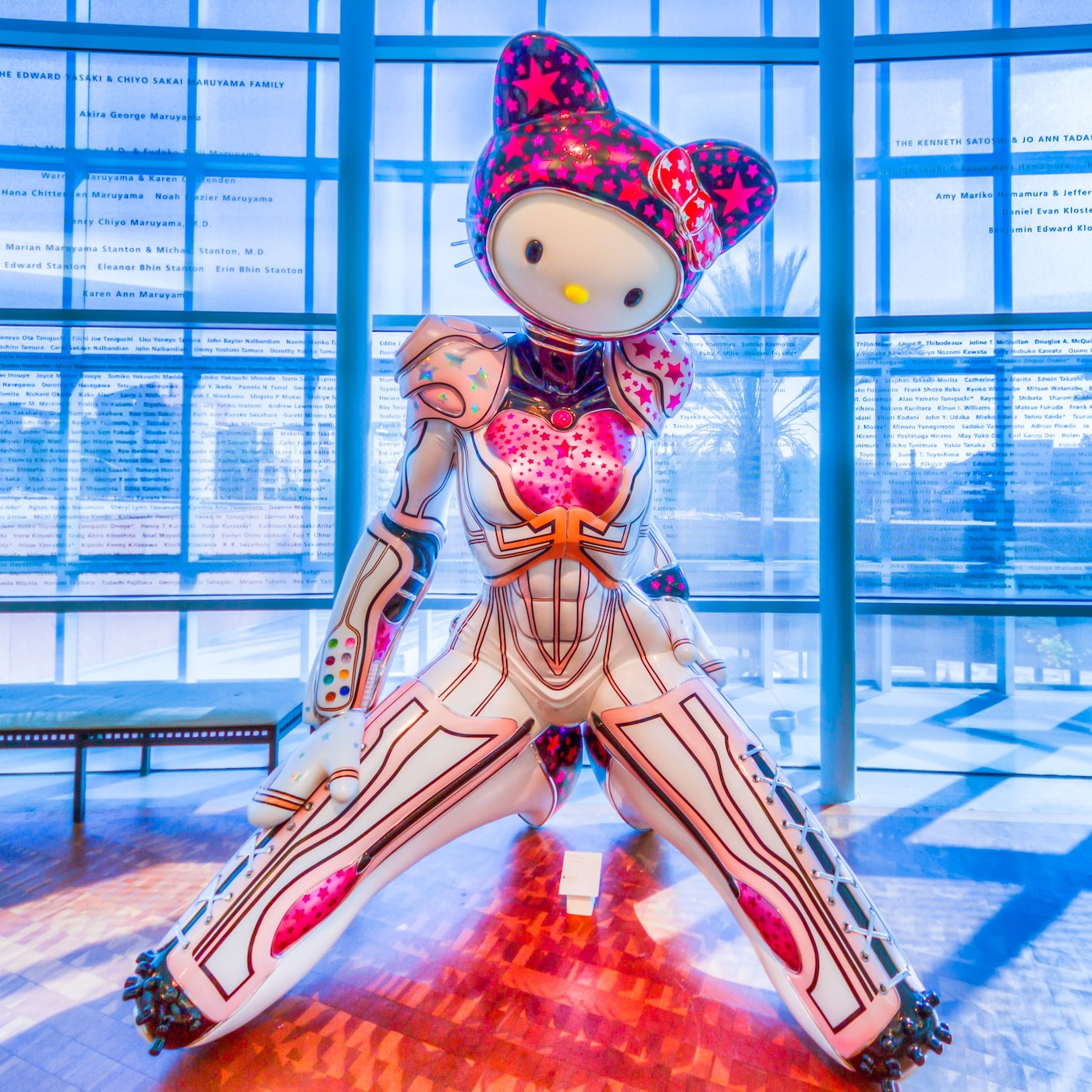 1 Super Titan Hello Kitty