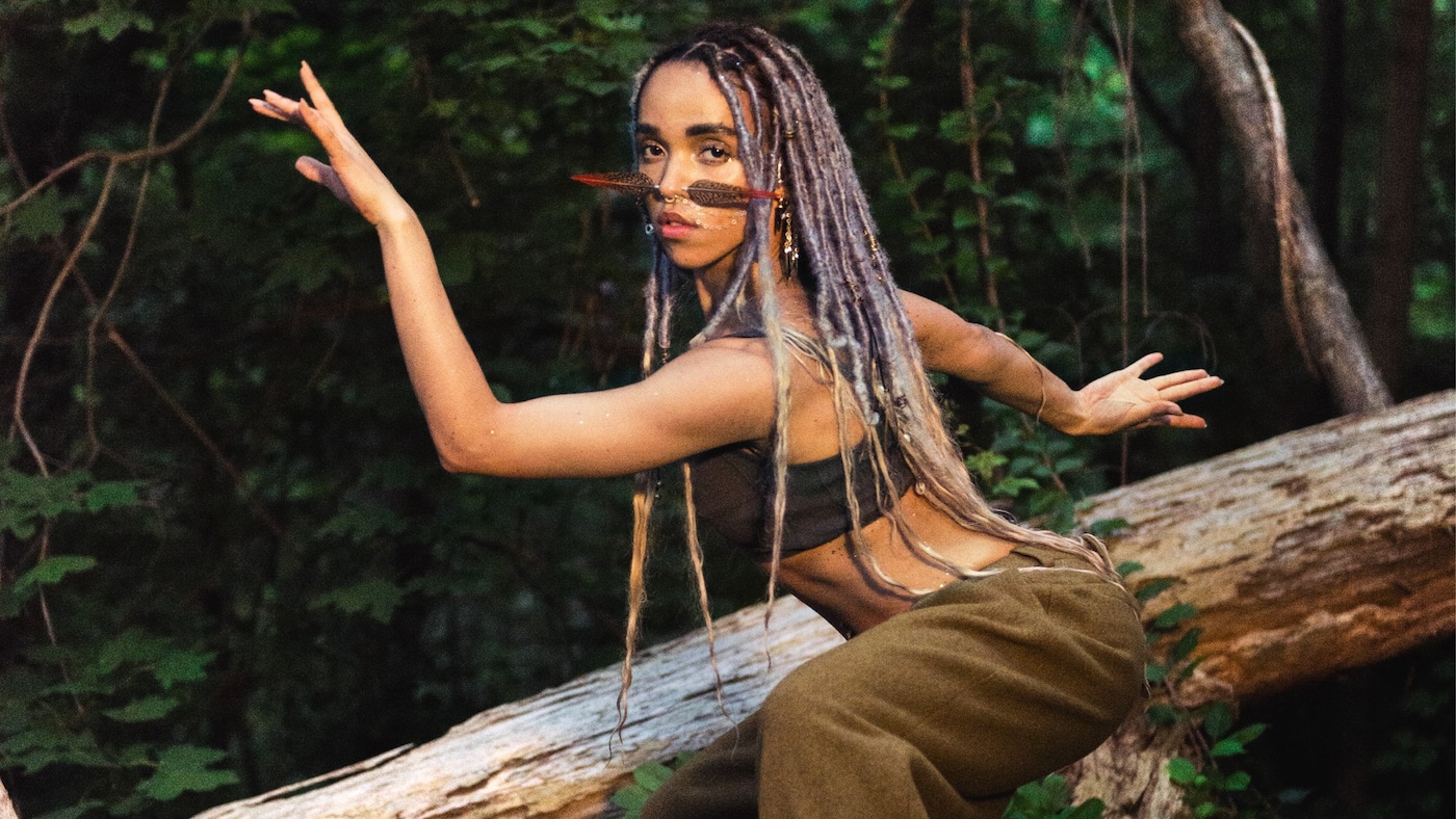 FKA twigs – Autumn /Winter 2016