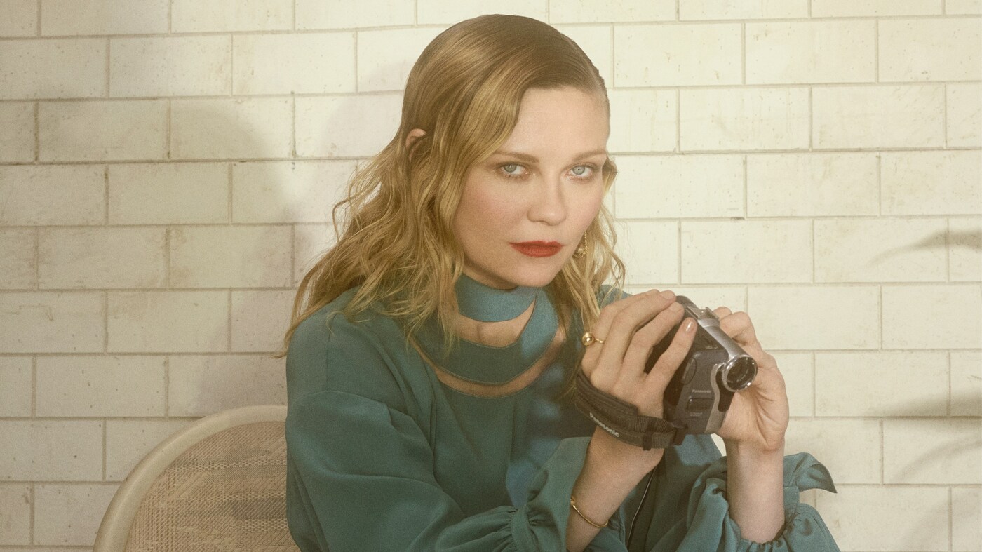 Kirsten Dunst – Summer 2017