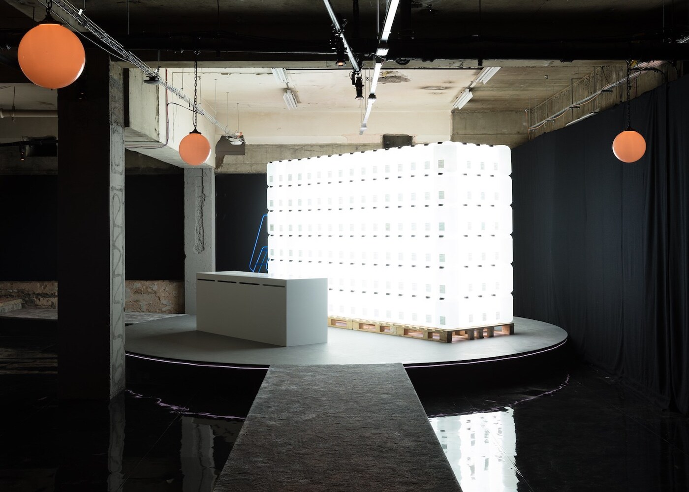 SELFRIDGES THE FLIPSIDE louis vuitton loewe byredo 