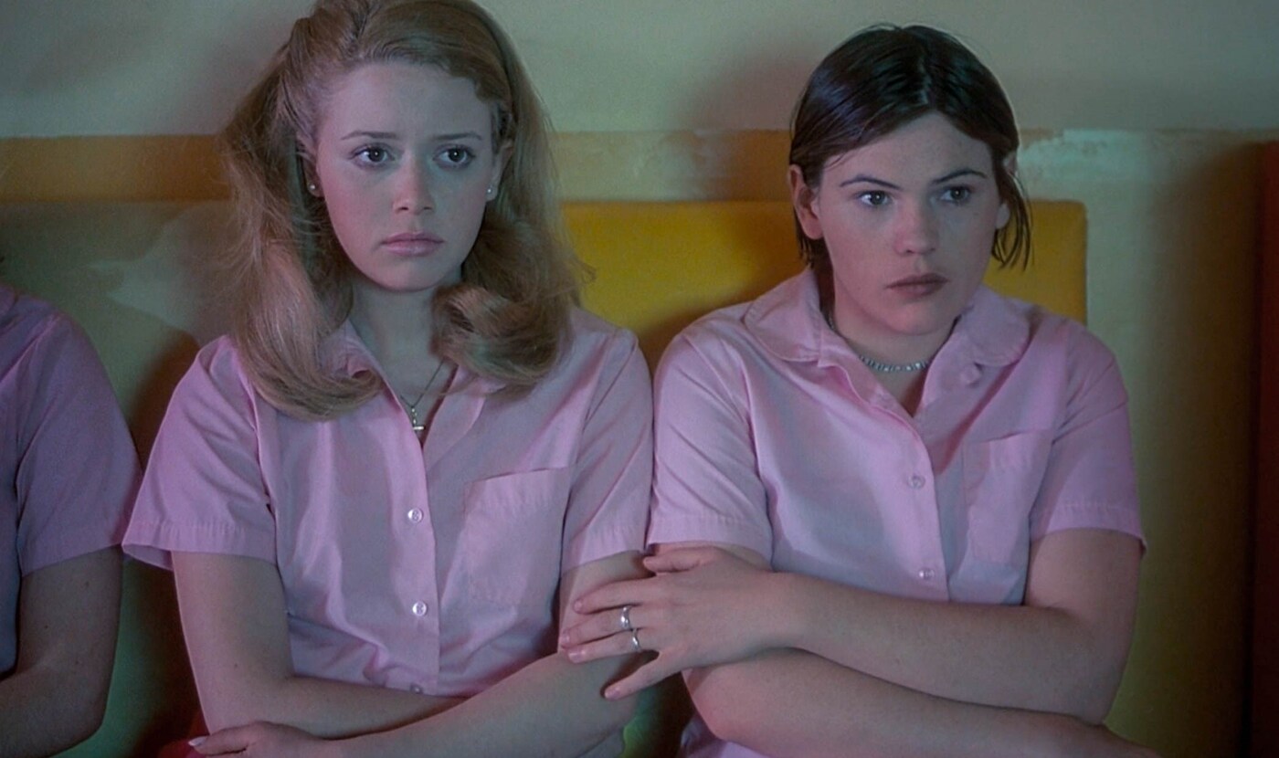 Natasha Lyonne and Clea DuVall in But I’m a Cheerleader